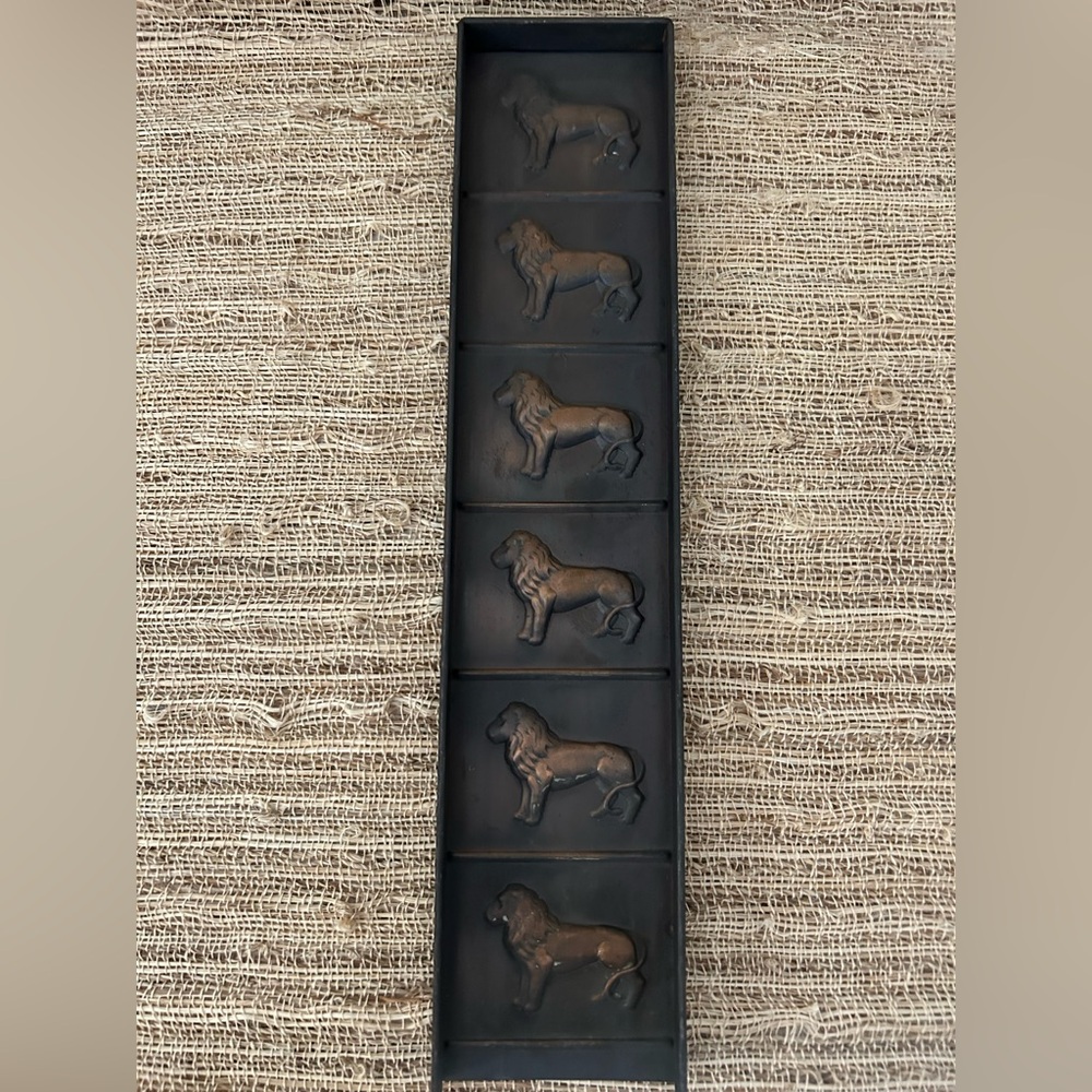 Vintage Copper English Candy Mold  With Lions. Kitchen Collectible.